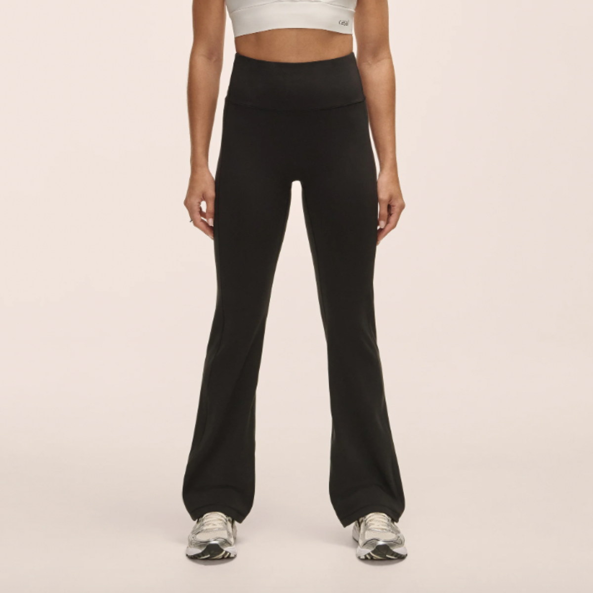 Casall Soft Touch Flare Pant - Black
